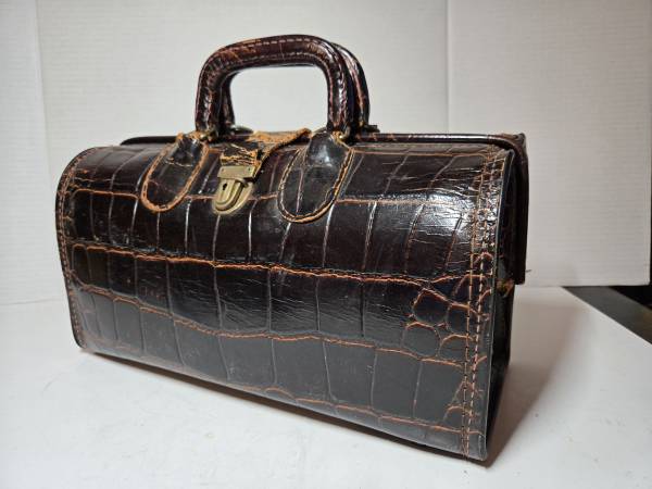 Vintage Upjohn Top Grain Cowhide Doctor's Bag Crocodile Print Stamped 1