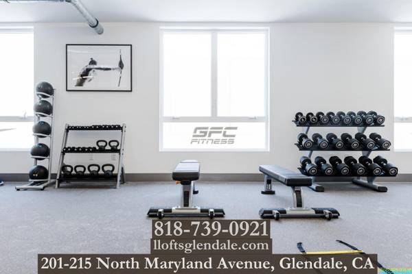 $2,835 / 1br - 668ft2 - Newly Built 1+1 in Glendale ^ Ground Floor Dining and Entertainment (Glendale)63701130059267120