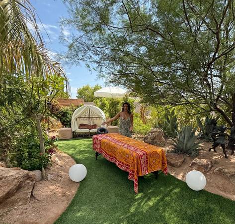 Licensed wellness therapist 1