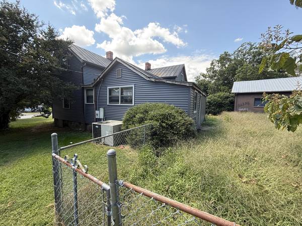 $75,000 / 4br - 1909ft2 - New Property Listing - Msg for more information (Reidsville)64027442451458123