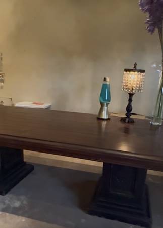 Dining Table Habersham Solid Wood 1