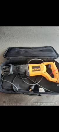 Dewalt Reciprocating Saw 1