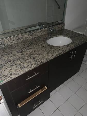 $2,250 / 2br - 1100ft2 - 2 BEDROOM / 2 BATH APARTMENT (HIALEAH)64002012856322124