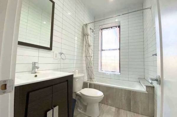 $1,385 / 3br - Urgent- 1 lovely room in 3B/2B (New York)63788808280835123
