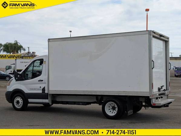 2018 Ford Transit-350 12FT - Photo 6