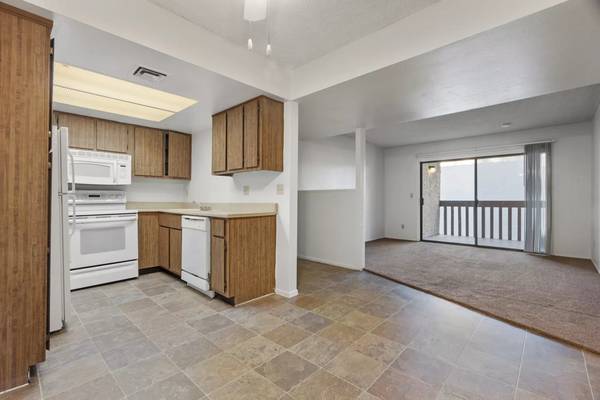 $1,295 / 1br - 670ft2 - Need a bigger place to call home? Check us out! 670 SqFt, 1 Bed (Phoenix - Cholla Cove Park)63623944836099124