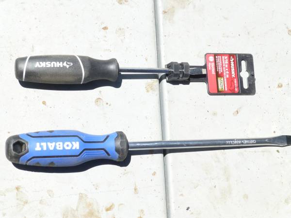 Kobolt & Husky Flat Screwdrivers 1