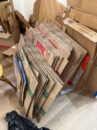Free moving boxes 1
