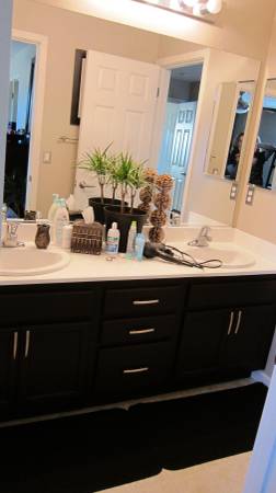 $1,400 / 1br - 170ft2 - Room for Rent in a safe neighborhood (watsonville)63940544023682121