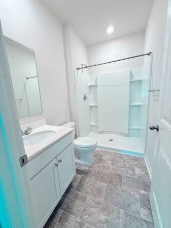$2300.00 / 5br - 2856ft2 - Spacious 5 Bed, 3 Bath Single Family Home in Dallas - $2300/month63964125990018123