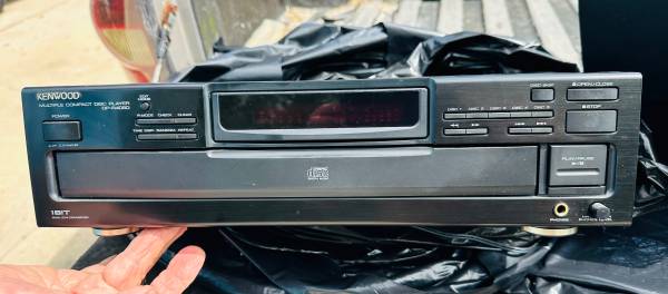 Stereo Components with Bose Speakers and DVD Player 1