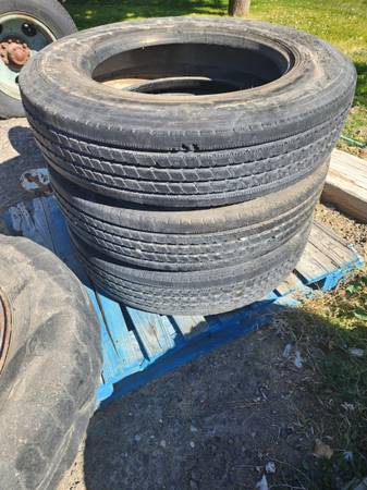 235/80R22.5 Michelin 1