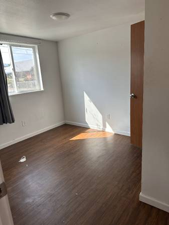 $1595.00 / 3br - 700ft2 - Great 3 Bedroom Unit A on street level63923059730434123
