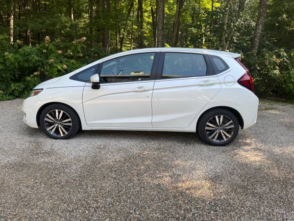 2016 Honda Fit EX - $12.995 (Gloucester)63496990392195123