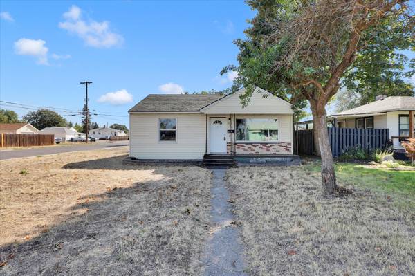 Affordable Updated Rancher in Spokane – Must See! 1