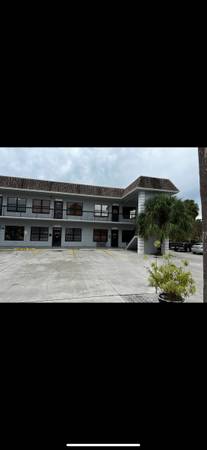 $450 / 100ft2 - oficina, electricidad e Internet incluidos (West Palm Beach)63799757366273120