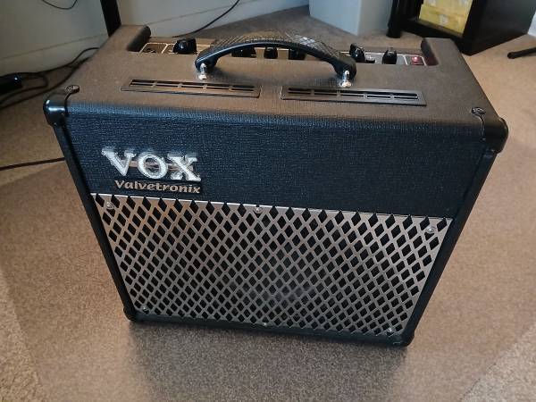 Guitar Amp - VOX AD30VT - Made in Korea (VOX R&D England) 1
