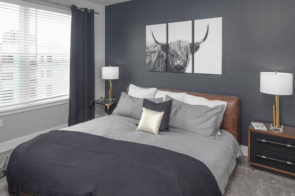 $1,925 / 1br - 854ft2 - Cyber Caf, Great Room with Full Kitchen, Soaking Tub (Tigard Or)63831535263873121