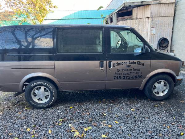 Furgoneta Chevrolet Astro Cargo 1997 - $3.200 (West Brighton, Staten Island)63618009911299123