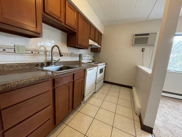 $1,055 / 1br - Buy SMART, Buy from US!! (Castle Shannon)64013367451265121