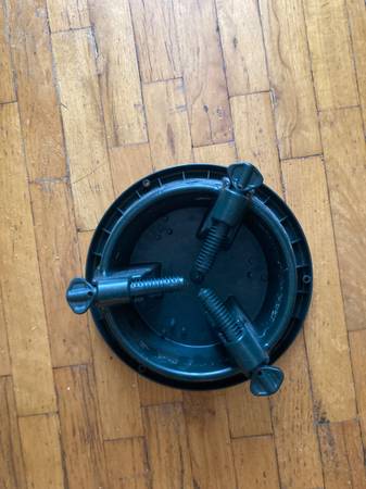 Small Christmas Tree Stand 1