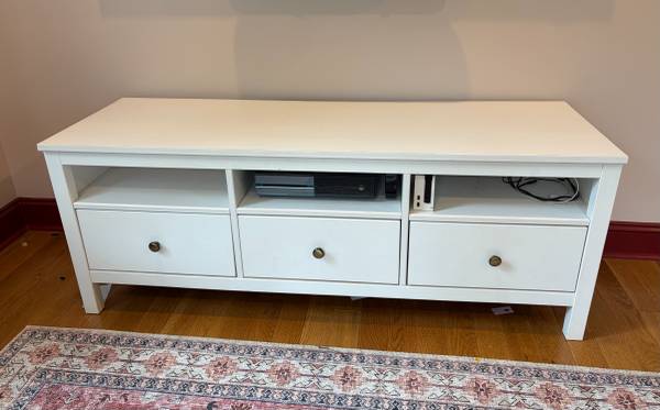 Ikea Hemnes TV Unit 1