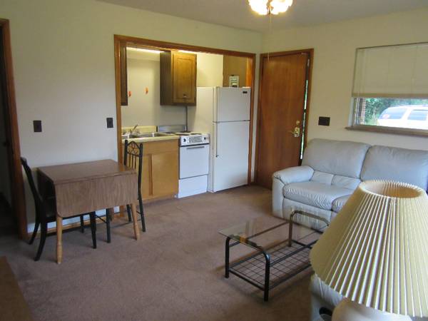 $595.00 / 1br - 1BR $595 utilities paid, furnished63989520976130124