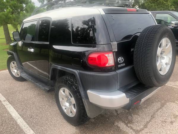 2007 Toyota FJ Cruiser - $9,500 (Cypress)63617010446851123