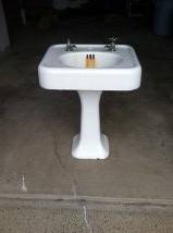 Antique Pedestal Sink 1