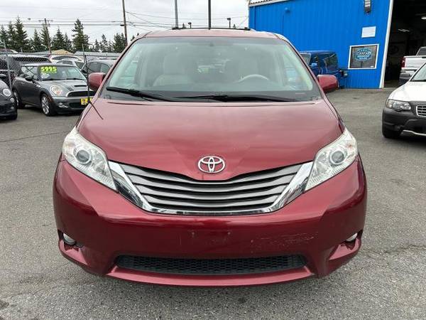 2012 Toyota Sienna 5dr 7-Pass Van V6 XLE AWD (Natl) - $9,995 (Lynnwood Washington)63622986917249124