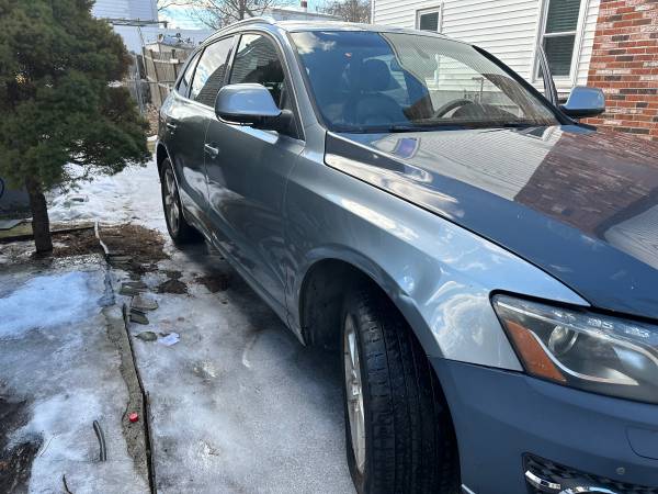 2010 Audi Q5 - $5,900 (Watertown)63615830360067121