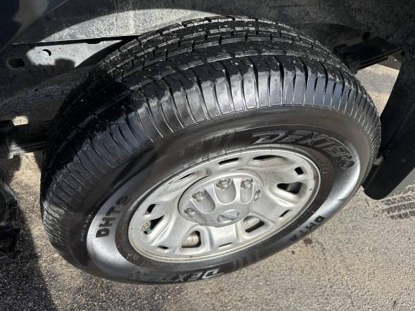 2012 Nissan NV 1500/2500/3500 - Photo 11