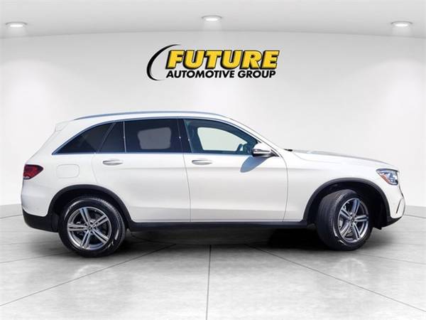 2022 Mercedes-Benz GLC 300 - $34,176 (916-993-5353)63619344764547123