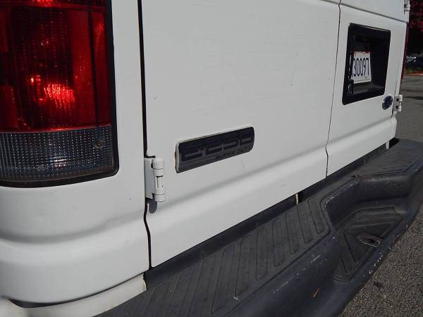 2007 Ford E-series E 250 - Photo 13