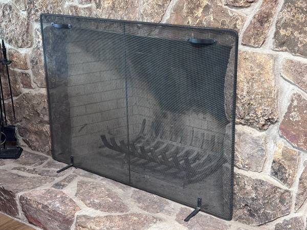Fireplace screen 1