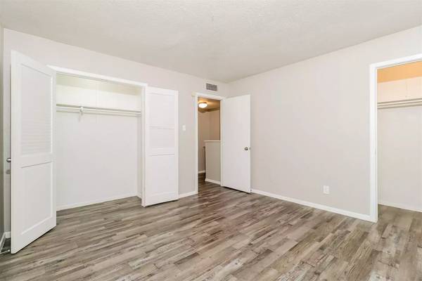 $810 / 2br - 795ft2 - Put a smile on your face! You've just found the right place! (Killeen)63806811659905123