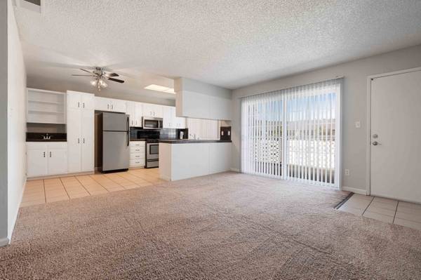 $1,020 / 1br - San Francisco, CA (lower nob hill)63657575018371122