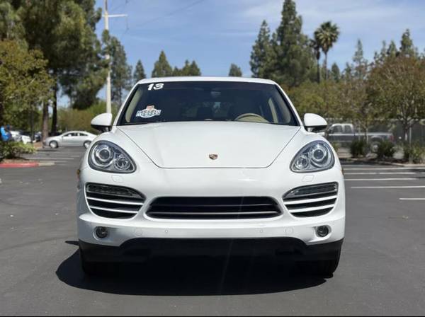 2013 PORSCHE CAYENNE, AWD, VEHÍCULO DE UN SOLO DUEÑO CARFAX, NAVEGACIÓN, CÁMARA DE REVERSA - $12,995 (Sacramento)63619458528641121