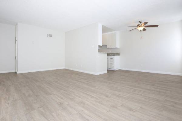 $2.395 / 2hab - 950ft2 - 450 S La Fayette – ¡Disfruta de fácil acceso al transporte público! (Los Ángeles)63876484502787123