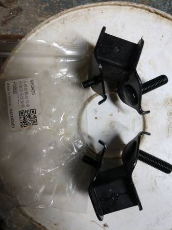 Free generic motor mounts for small engine/generator 1