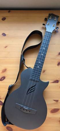 Enya 23" Concert Ukulele (Nova U) 1