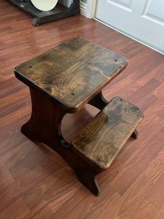 Solid Wood Step Stool LaffyDaffy 1