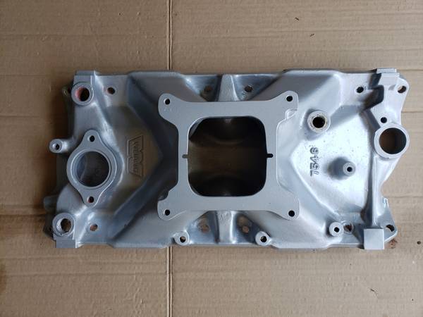 Weiand single plane Chevy small block intake manifold 1