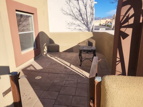 $325,000 / 2br - 1508ft2 - OWNER FINANCING 2 BEDROOM 2 BATH TOWNHOUSE (Las cruces)63867374466435122