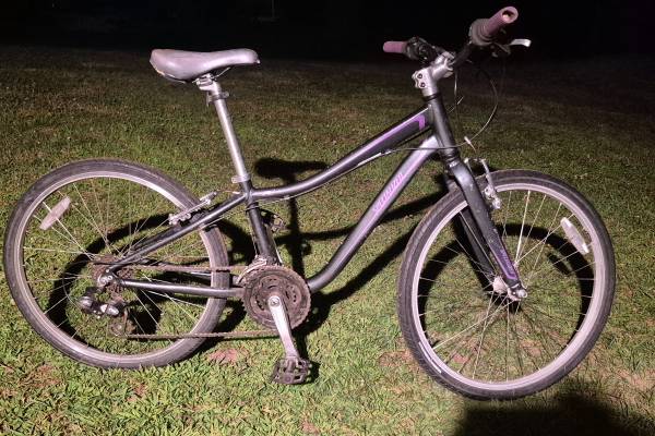 Specialized Hotrock 24" Bicycle 1