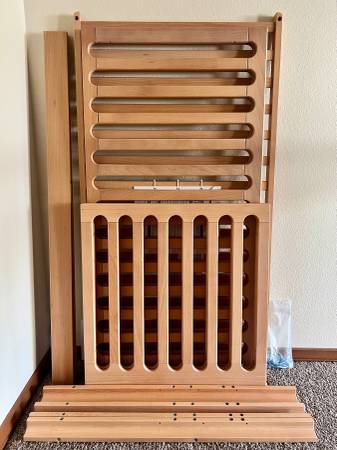 Newton Galileo Convertible Crib - $300 (Everett)63471421622017120