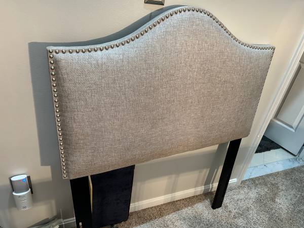 Twin Headboard 1