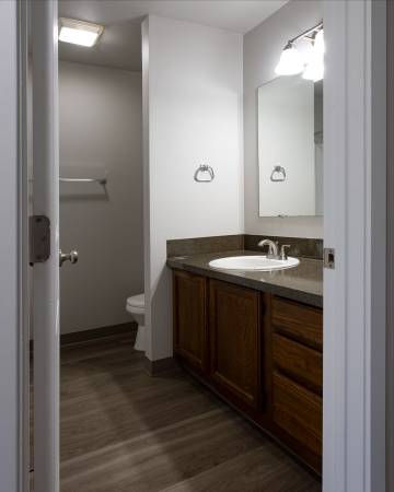 $1,297 / 1br - 700ft2 - Easy Living, Best Rates! (Richland)63624250926337124