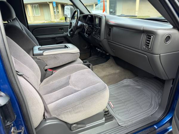 2004 GMC Sierra 1500 SLE - Photo 10