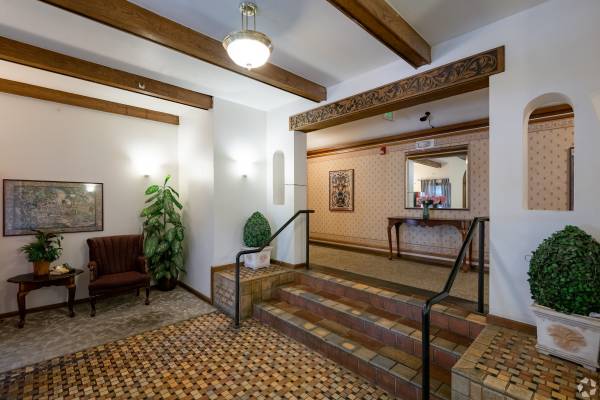 $1,035 / 450ft2 - Studio apartment!! (Tacoma)63929302488066120